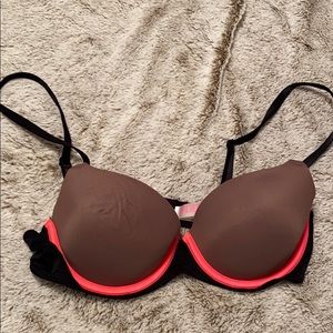 Victoria’s Secret PINK 34B Lightly Lined